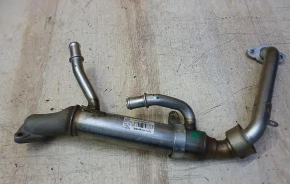 Mercedes-Benz A W169 EGR valve cooler A6401400575