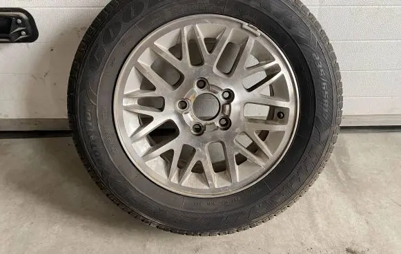 Jeep Grand Cherokee (WJ) R17 alloy rim 5HF54 061121 06101KB