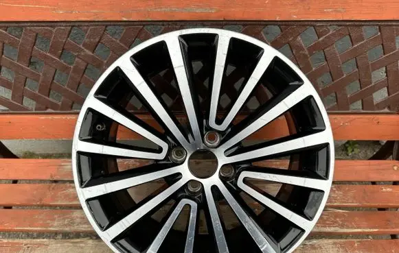 Volkswagen Up R17 alloy rim 