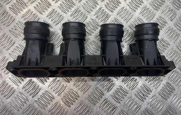 Audi A6 S6 C4 4A Intake manifold 2900300141 058133216B