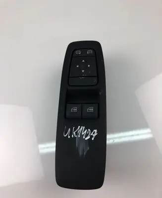 Renault Megane IV Electric window control switch E3244705