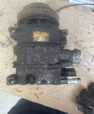 Audi A6 S6 C5 4B Air conditioning (A/C) compressor (pump) 4B0260805C