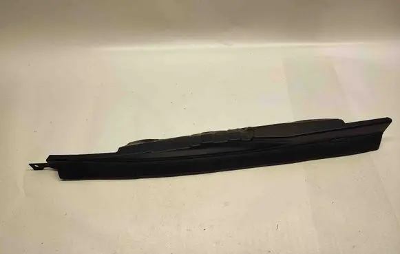 Ford Fusion Fender end trim DS73A02079AD