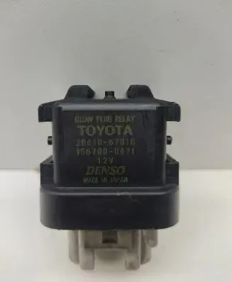 Toyota Avensis T270 Glow plug pre-heat relay 2861067010