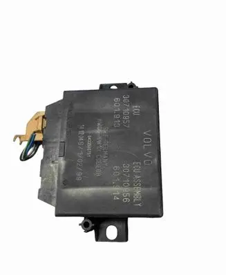 Volvo XC70 Parking PDC control unit/module 30710957
