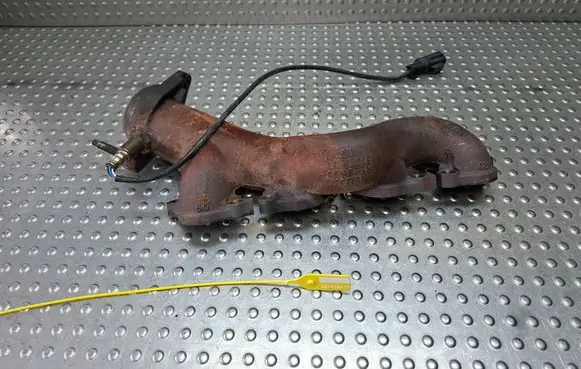 Jaguar XF X250 Exhaust manifold S27730419 RF8W939431BB