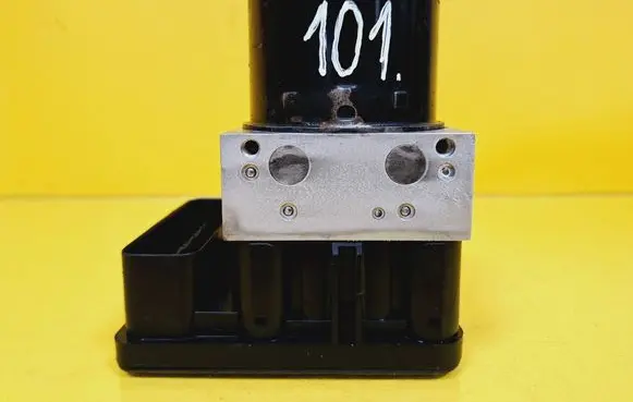 Volkswagen Touran I ABS Pump 1K0907379AC 1K0614517AE