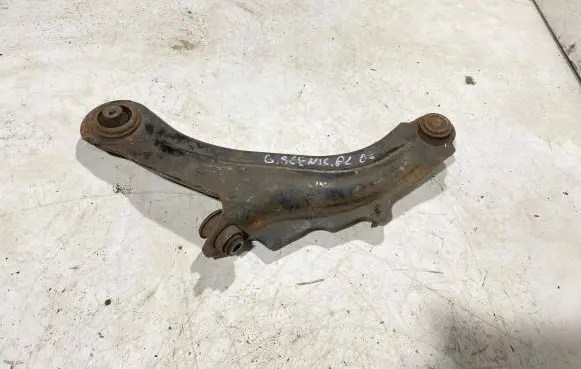 Renault Scenic II - Grand scenic II Front lower control arm/wishbone