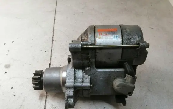 Toyota RAV 4 (XA40) Starter motor 2810074270 2280006273