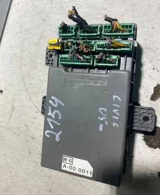 Honda Civic Fuse module 37832LN 2LN019WJ