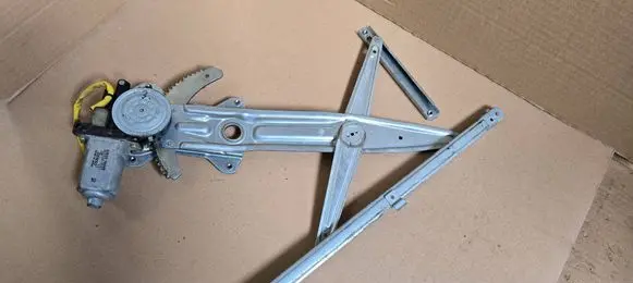 Suzuki Ignis Front door window regulator with motor 8340186G10 8340181G00 8340176G00