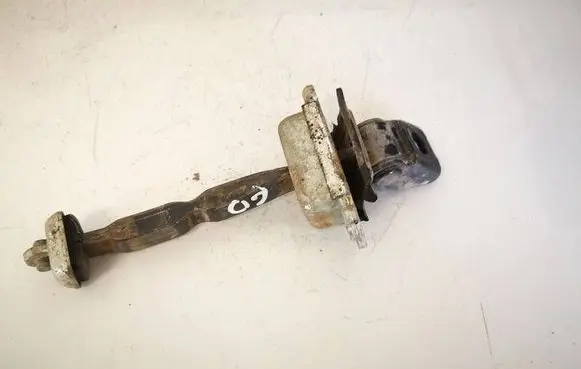 Skoda Octavia Mk2 (1Z) Rear door check strap stopper 