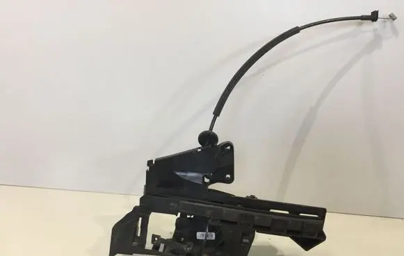 Ford Focus Rear door lock 4M5AA26412BB