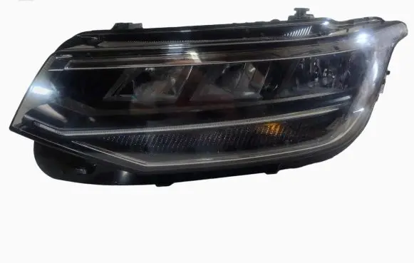 Volkswagen Tiguan Headlight/headlamp 5NB941035G