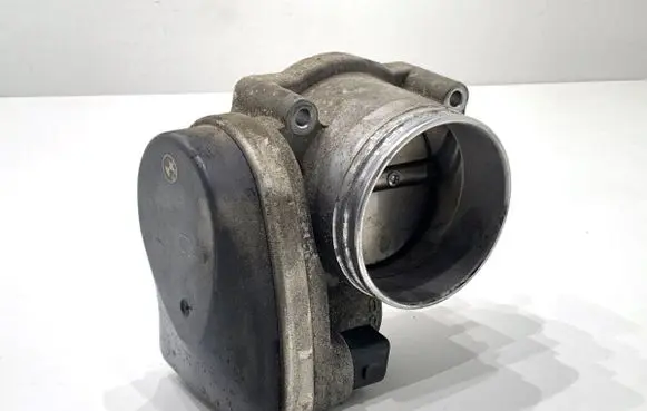 BMW 5 E60 E61 Engine shut-off valve 7502445