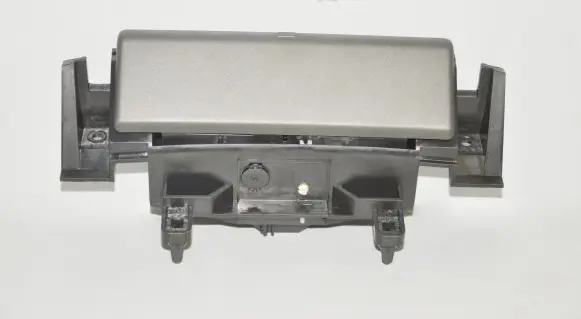 Land Rover Discovery 4 - LR4 Ashtray (front) AH22048A02AB