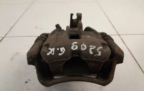 Renault Trafic III (X82) Rear brake caliper NOCODE
