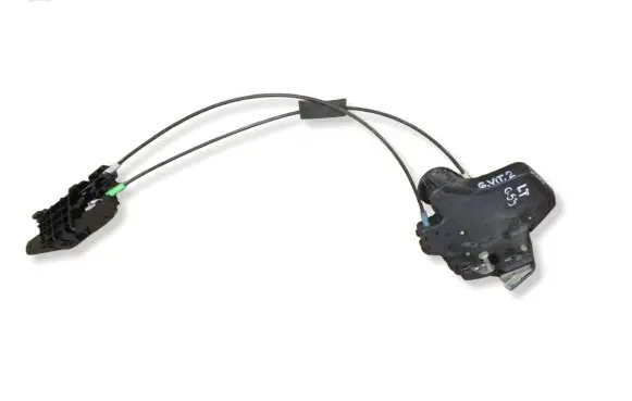 Suzuki Grand Vitara II Rear door lock 61118015