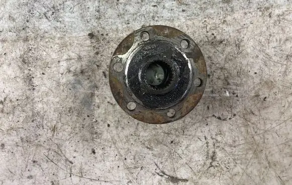 Mitsubishi Pajero Sport I Hub lock 