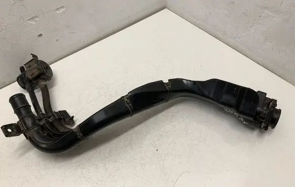 Fuel tank filler neck pipe