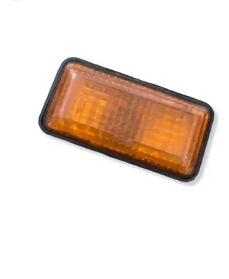 Volkswagen Golf III Front fender indicator light 1H0949117A