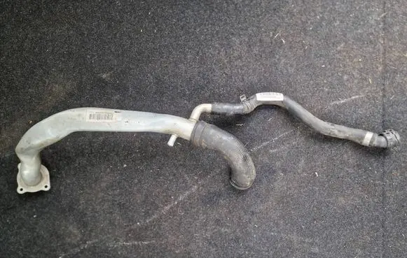 BMW 3 F30 F35 F31 Engine coolant pipe/hose 7598236