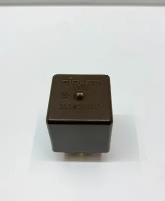 Mercedes-Benz SLC C107 Other relay A0008213047 0008213047