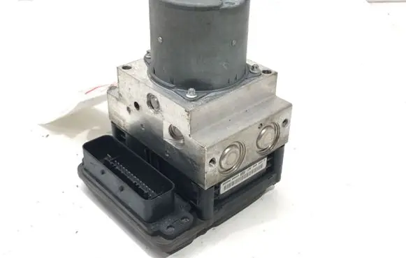 BMW 7 F01 F02 F03 F04 ABS Pump 6785441