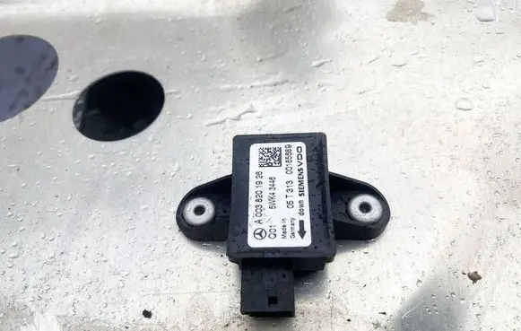 Mercedes-Benz S W221 Airbag deployment crash/impact sensor A0038201926 5WK43446