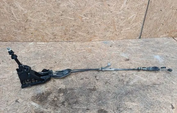 Toyota Avensis T270 Gear shifter/selector 335300511