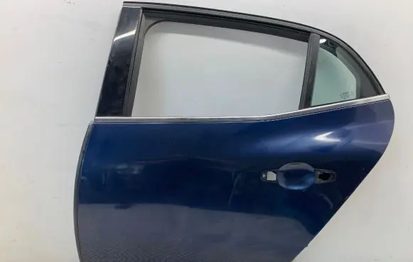 Renault Megane IV Rear door 