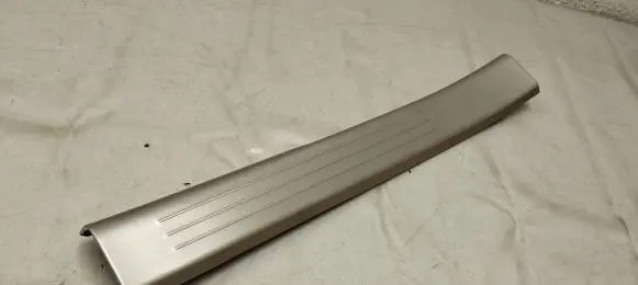 Bentley Flying Spur (D) pillar trim (bottom) 3w4863381ab 3w4863381a 3w4863381