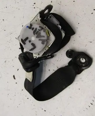 Toyota Yaris Rear seatbelt 11230607
