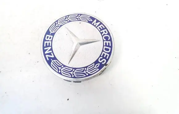 Mercedes-Benz C W204 Original wheel cap a1714000125