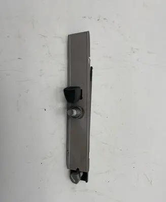 Iveco Daily 5th gen Seat belt adjustment rail 00039320