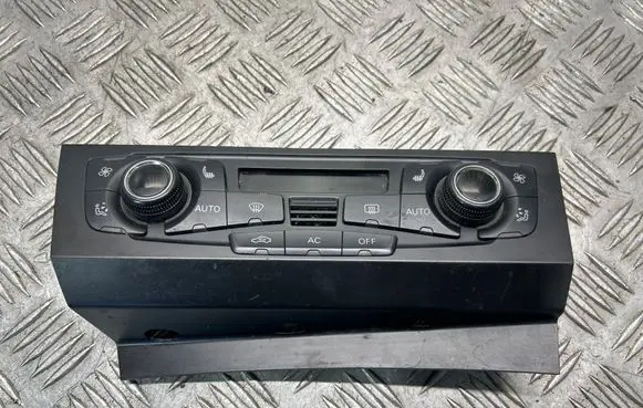Audi A4 S4 B8 8K Climate control unit 8T2820043T