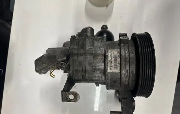 BMW 5 E60 E61 Power steering pump 676894002G 61289 LH2113337