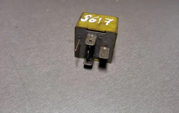 Renault Megane I Other relay 7700844253 03532