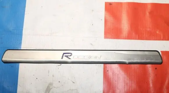 Volvo S60 Front sill trim cover 31391250