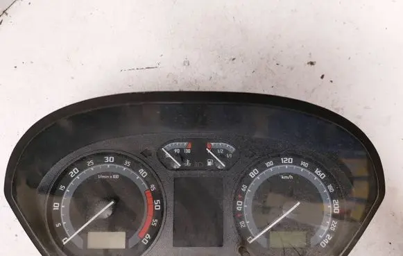 Skoda Fabia Mk1 (6Y) Speedometer (instrument cluster) 6Y0920882E 110080253