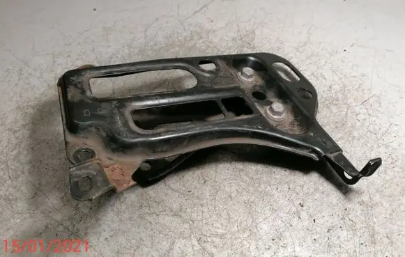 Toyota Avensis T270 Battery tray 