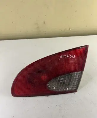 Toyota Avensis T220 Tailgate rear/tail lights 23300202