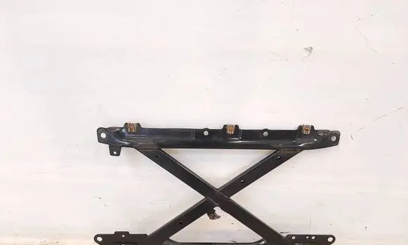 Porsche Macan (95B) Front strut bar 8K1399345E