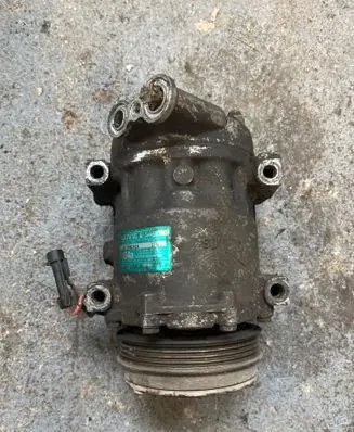 Skoda Octavia Mk1 (1U) Air conditioning (A/C) compressor (pump) SD7VB
