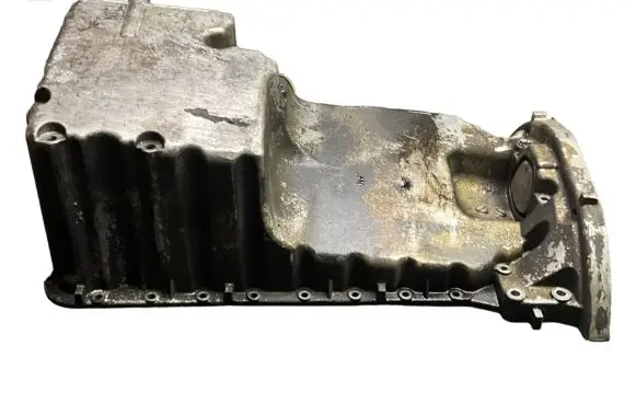 Mercedes-Benz Vito Viano W639 Oil sump 6460140402