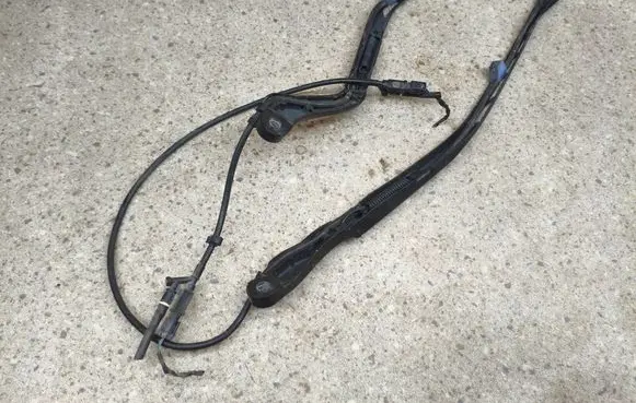 Volvo XC90 Front wiper blade arm 31391847 6266 97036203