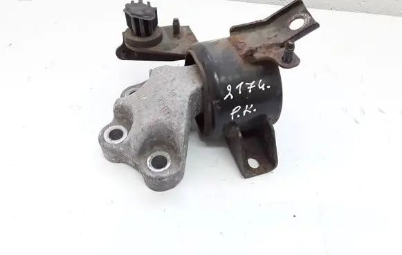 SsangYong Tivoli Engine mount bracket 2WD