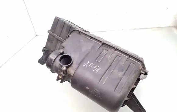 Suzuki Swift I Air filter box 63JR01 63JA01