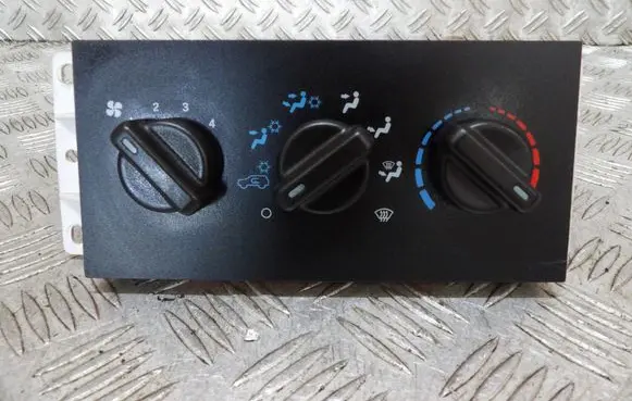 Jeep Cherokee XJ Climate control unit 55037426AD