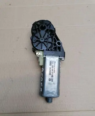 Volkswagen Phaeton Seat adjustment motor 0390203224